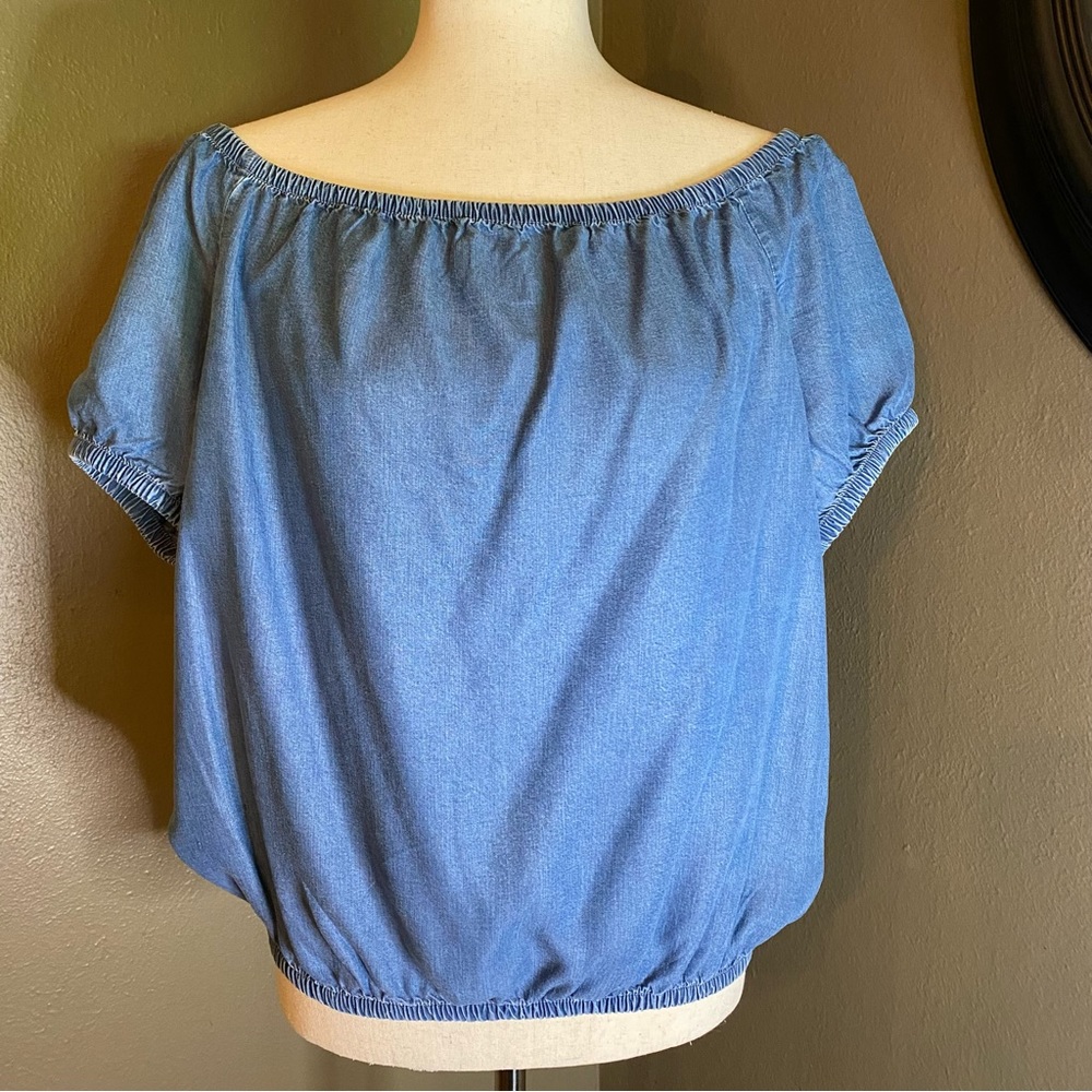 Express Denim Off The Shoulder Top Can Also Be Worn On The Shoulders , NWT